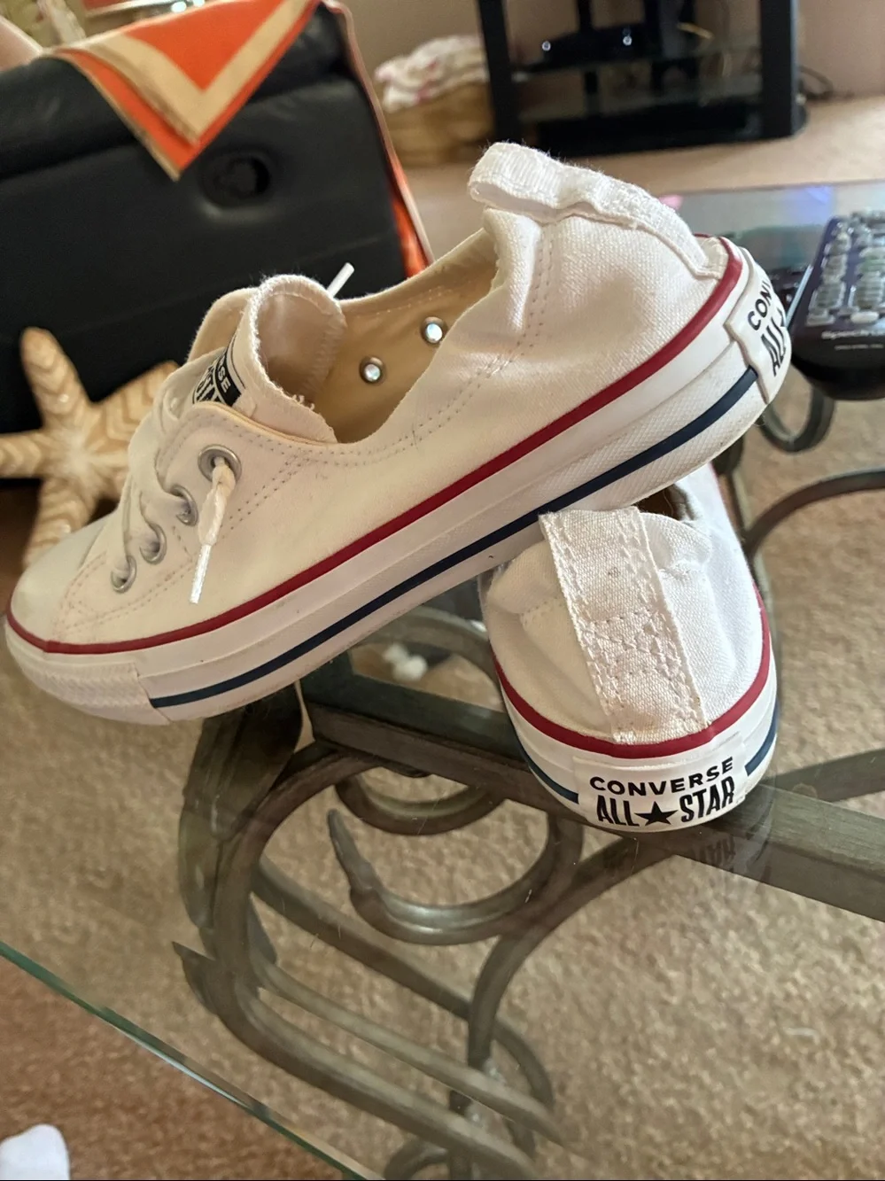 Converse women Low-Top Canvas Sneakers in White with Red Trim